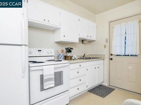 1410-1412 Lang Street, Martinez CA 94553