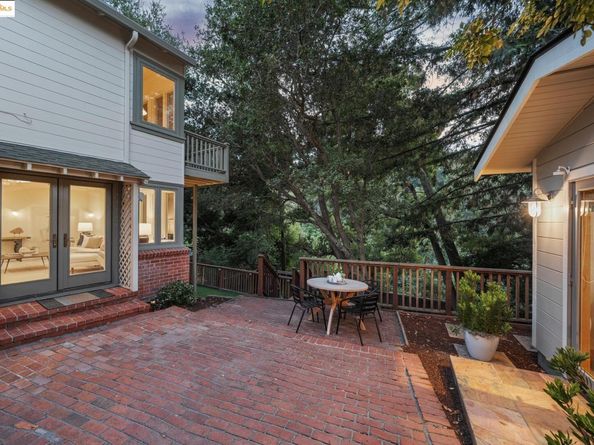 1301 Mountain Blvd, Oakland CA 94611