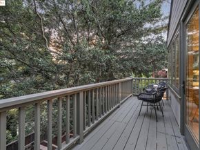 1301 Mountain Blvd, Oakland CA 94611