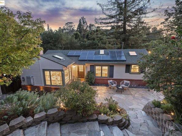 1301 Mountain Blvd, Oakland CA 94611