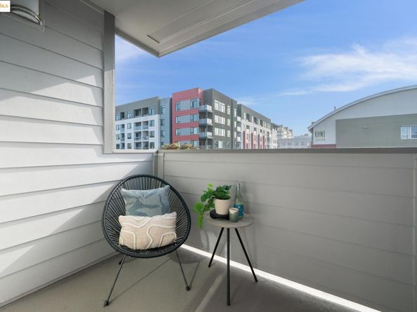 6400 Christie Avenue 5203, Emeryville CA 94603