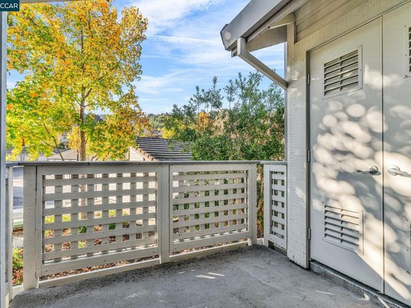 253 Florence Ct, Hercules CA 94547