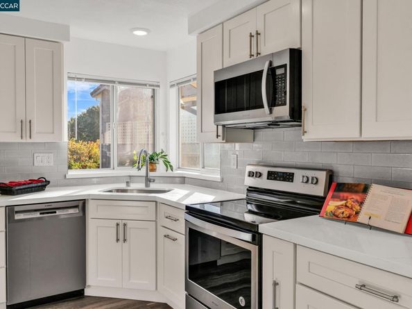 253 Florence Ct, Hercules CA 94547