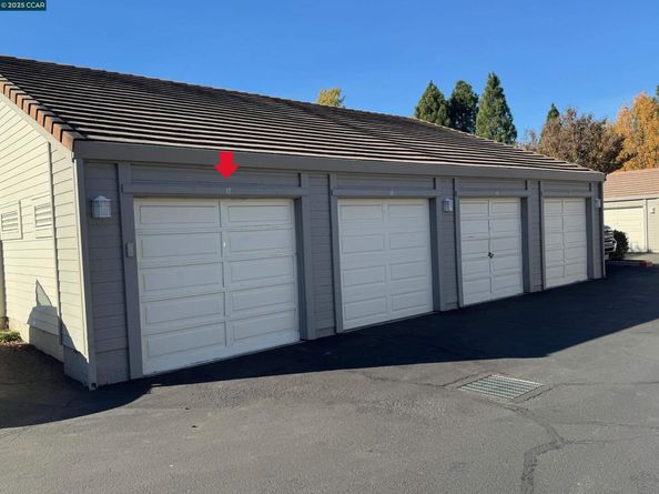 253 Florence Ct, Hercules CA 94547