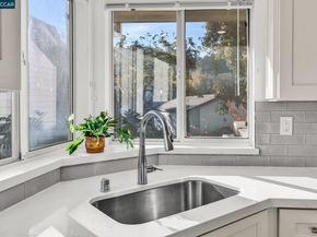 253 Florence Ct, Hercules CA 94547