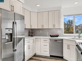 253 Florence Ct, Hercules CA 94547