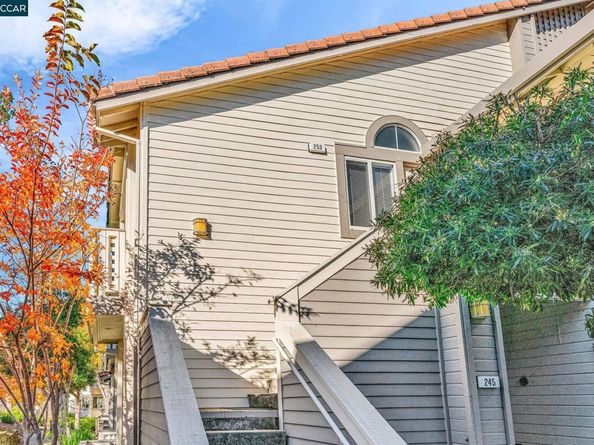 253 Florence Ct, Hercules CA 94547