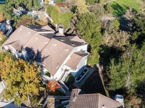 253 Florence Ct, Hercules CA 94547