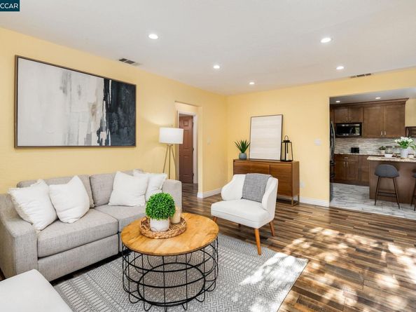 2941 Crawford St, Concord CA 94518