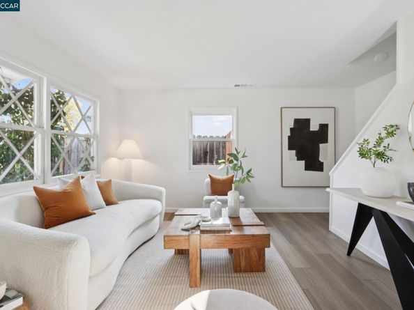 1467 Cape Cod Way, Concord CA 94521