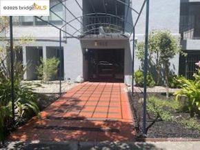 455 Crescent St 312, Oakland CA 94610