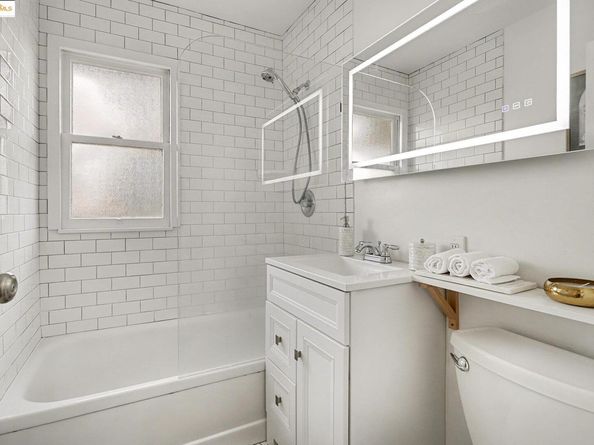 1808 Main street, Alameda CA 94501