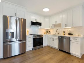 2 Anchor F497, Emeryville CA 94608