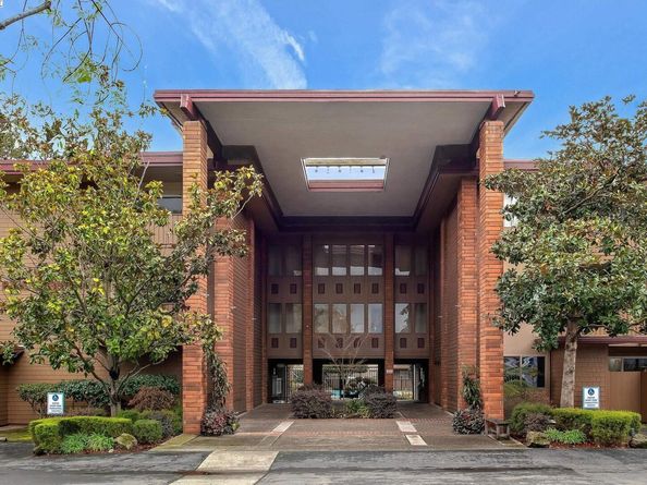 1321 Webster St D116, Alameda CA 94501