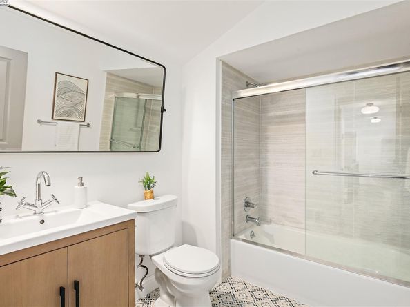 11733 Casa Linda Ct, Dublin CA 94568