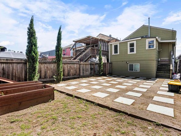 1432 12Th St, Oakland CA 94607