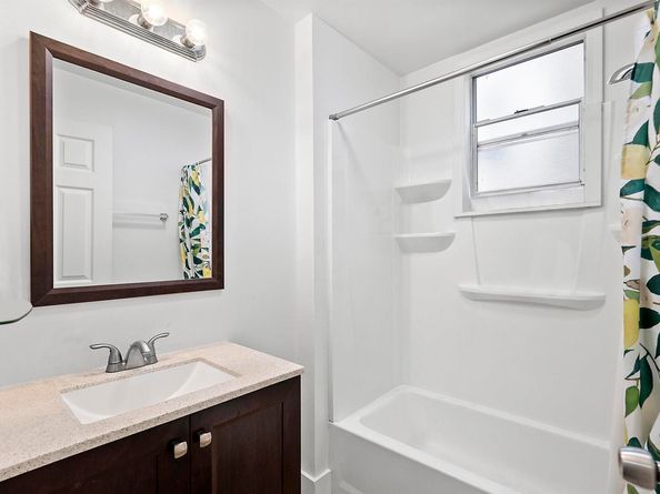 1432 12Th St, Oakland CA 94607