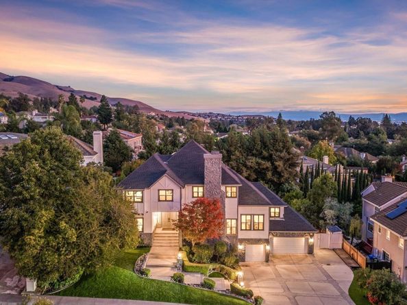 1910 Vinehill Circle, Fremont CA 94539