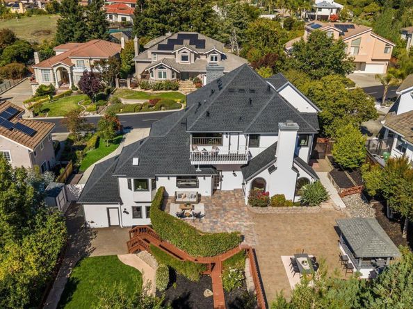 1910 Vinehill Circle, Fremont CA 94539