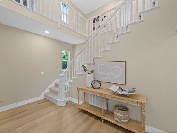 1910 Vinehill Circle, Fremont CA 94539