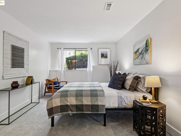 261 Benham, Martinez CA 94553