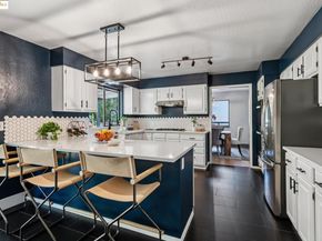 261 Benham, Martinez CA 94553