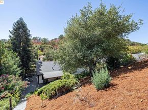 261 Benham, Martinez CA 94553