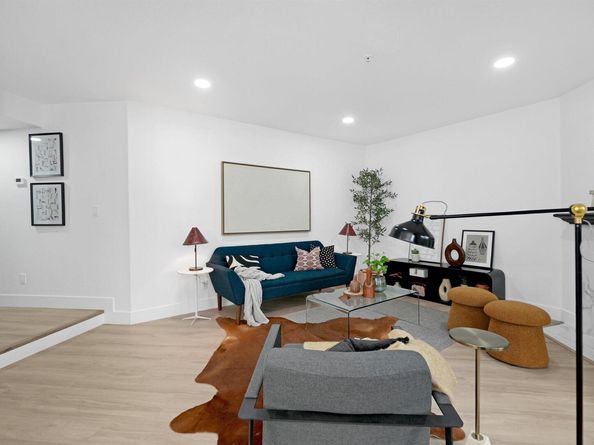 21314 Gary Dr 214, Hayward CA 94546