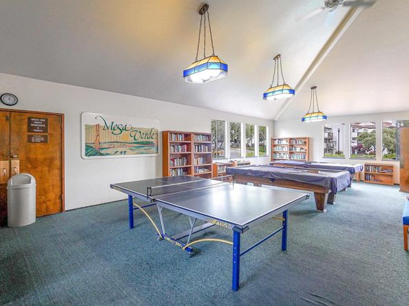 21314 Gary Dr 214, Hayward CA 94546