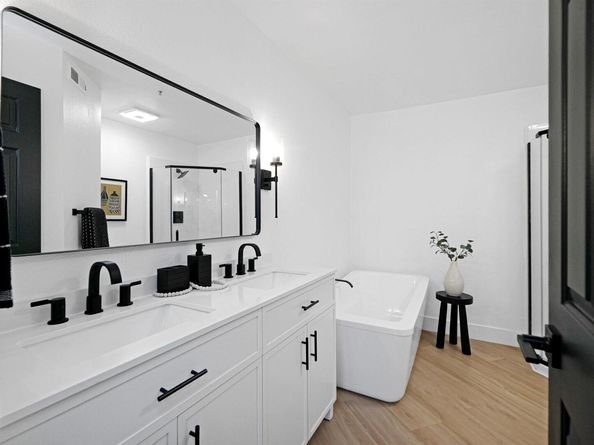 21314 Gary Dr 214, Hayward CA 94546