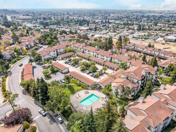 21314 Gary Dr 214, Hayward CA 94546