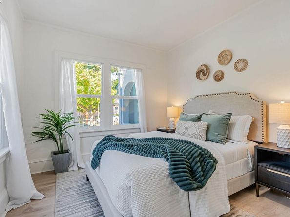 1007 47Th St, Emeryville CA 94608