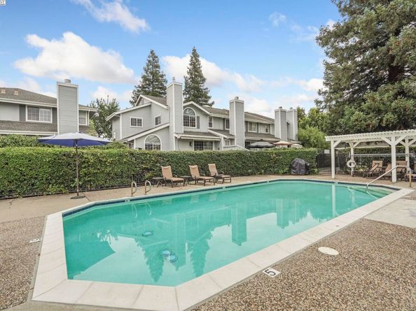 519 Saint John St, Pleasanton CA 94566