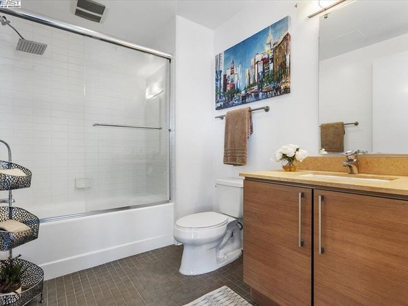 200 2nd St 503, Oakland CA 94607