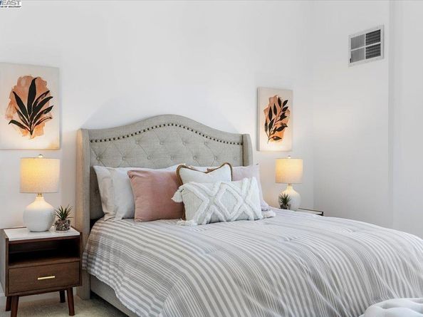 200 2nd St 503, Oakland CA 94607