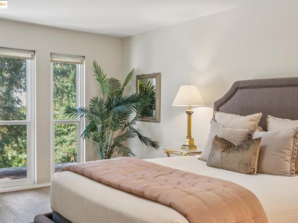 375 Jayne Ave 402, Oakland CA 94610