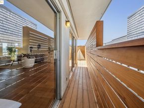 375 Jayne Ave 402, Oakland CA 94610