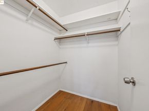 375 Jayne Ave 402, Oakland CA 94610