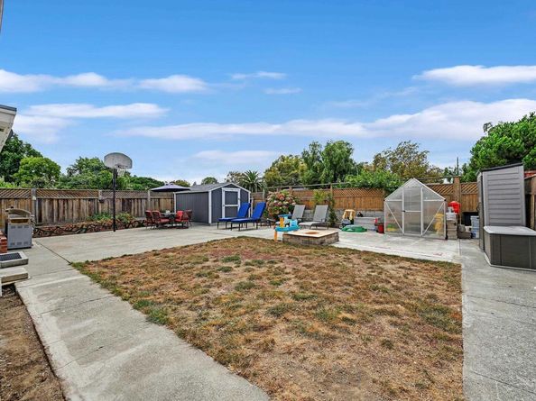 17779 Rainier Ave, Hayward CA 94541