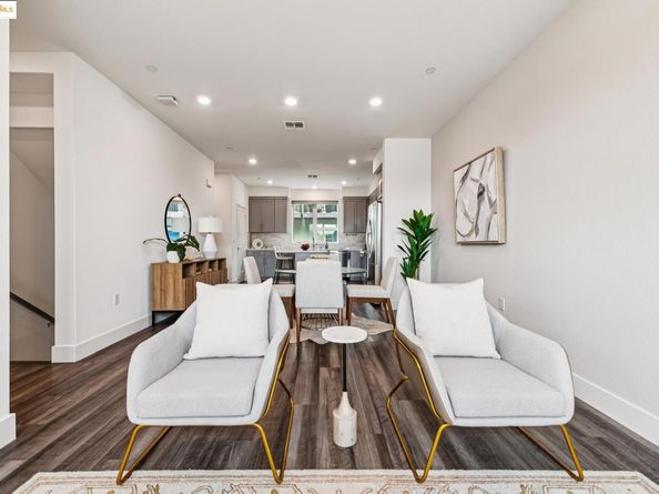 985 41St St 140, Oakland CA 94608