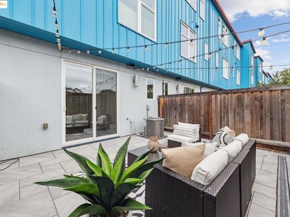 985 41St St 140, Oakland CA 94608