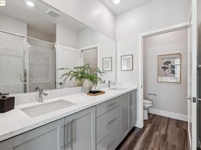 985 41St St 140, Oakland CA 94608