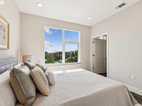 985 41St St 140, Oakland CA 94608