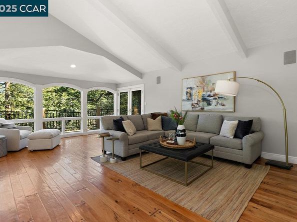 3949 Canyon Dr, Lafayette CA 94549