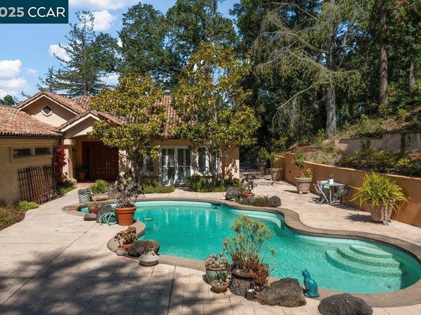 3949 Canyon Dr, Lafayette CA 94549