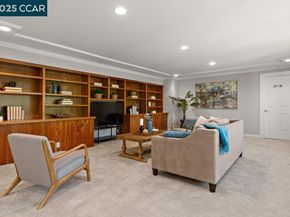 3949 Canyon Dr, Lafayette CA 94549
