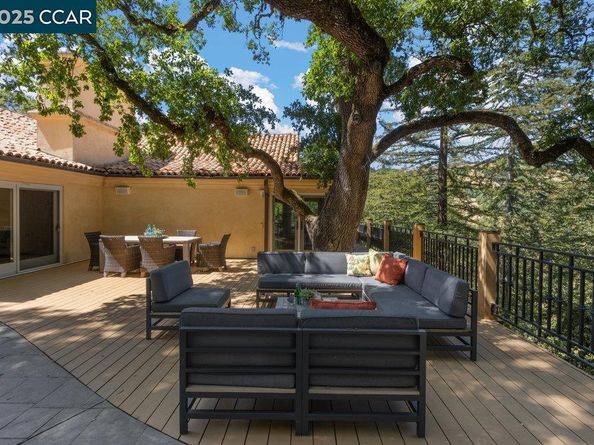 3949 Canyon Dr, Lafayette CA 94549