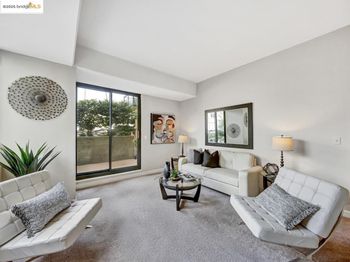 1 Daniel Burnham Ct