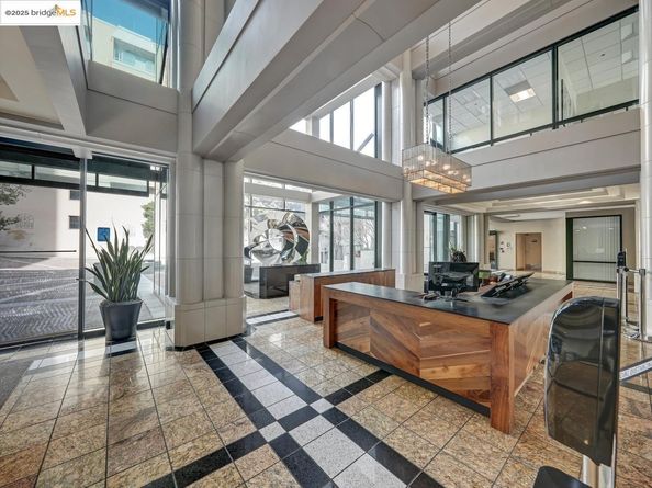 1 Daniel Burnham Ct 101, San Francisco CA 94109