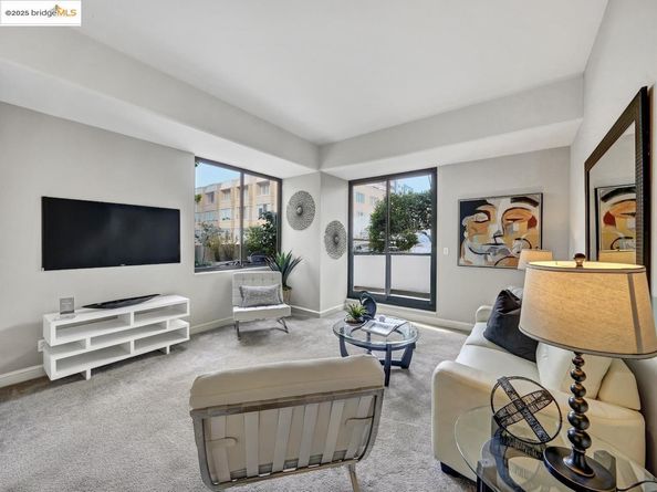 1 Daniel Burnham Ct 101, San Francisco CA 94109